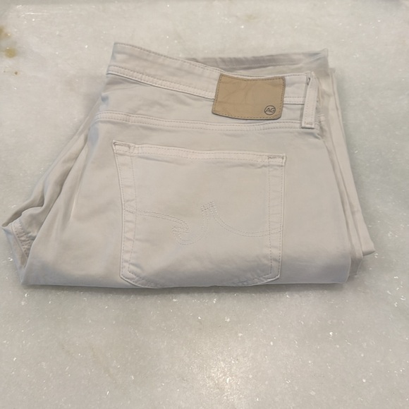 AG Everett SUEDED SLIM STRAIGHT LEG - Picture 3 of 3